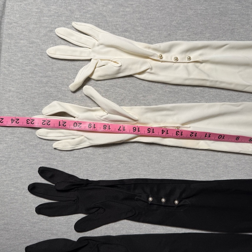 Van Raalte Vintage (50s-60s) Formal Opera Length Pearls White & Black Gloves - Picture 9 of 16